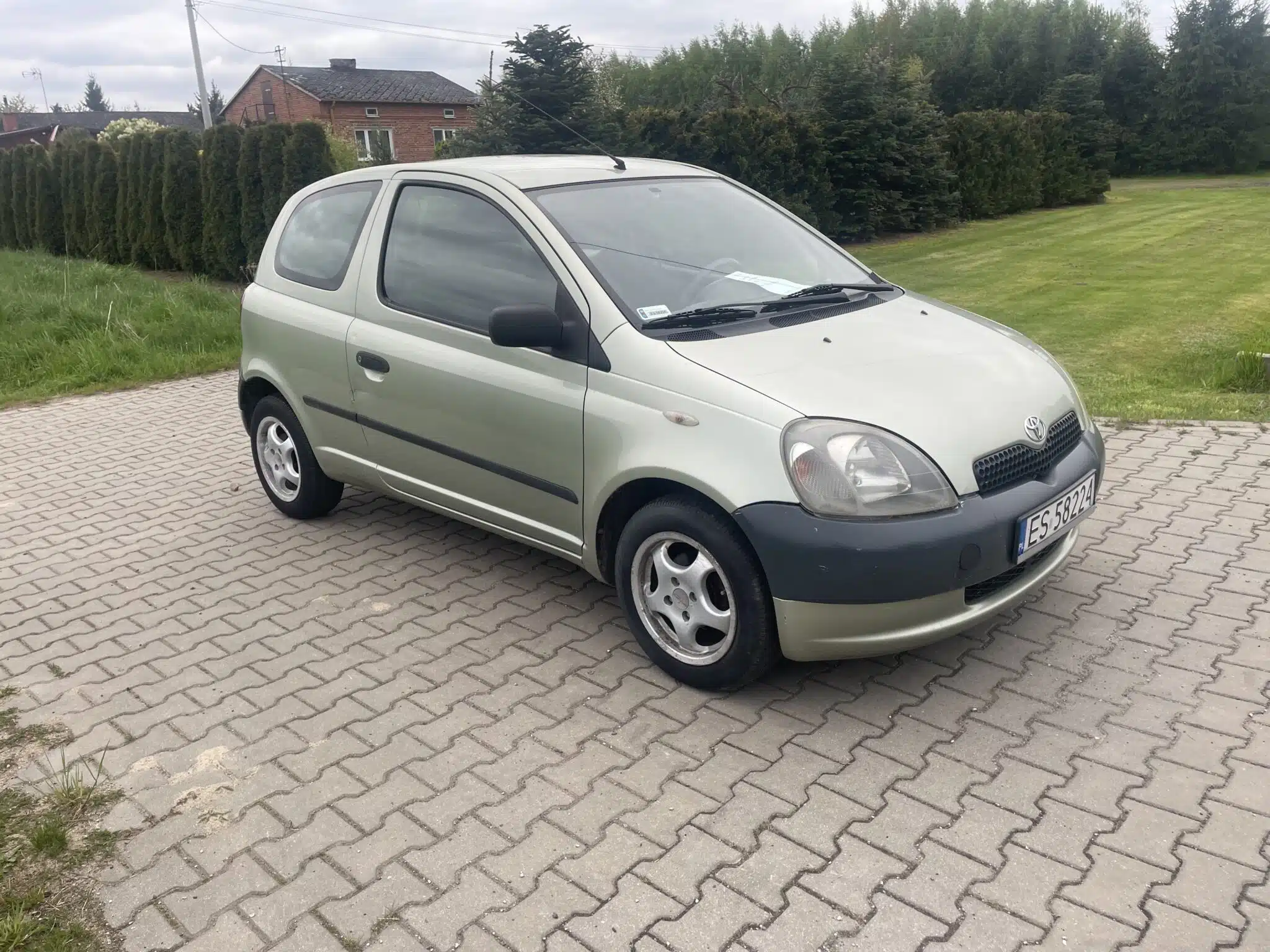 Witam sprzedam toyota yaris 1.0 benzyna+gaz