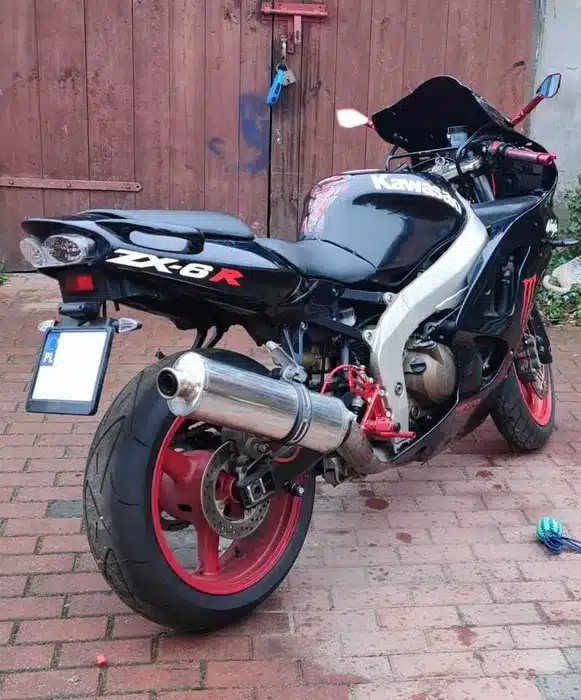 Sprzedam Kawasaki Ninja zx6r 2001