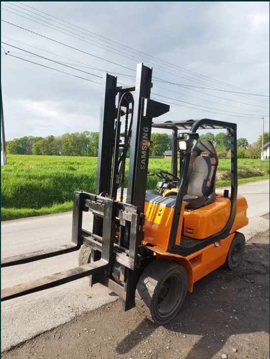 Wózek widłowy Samsung sf30 3t maszt duplex