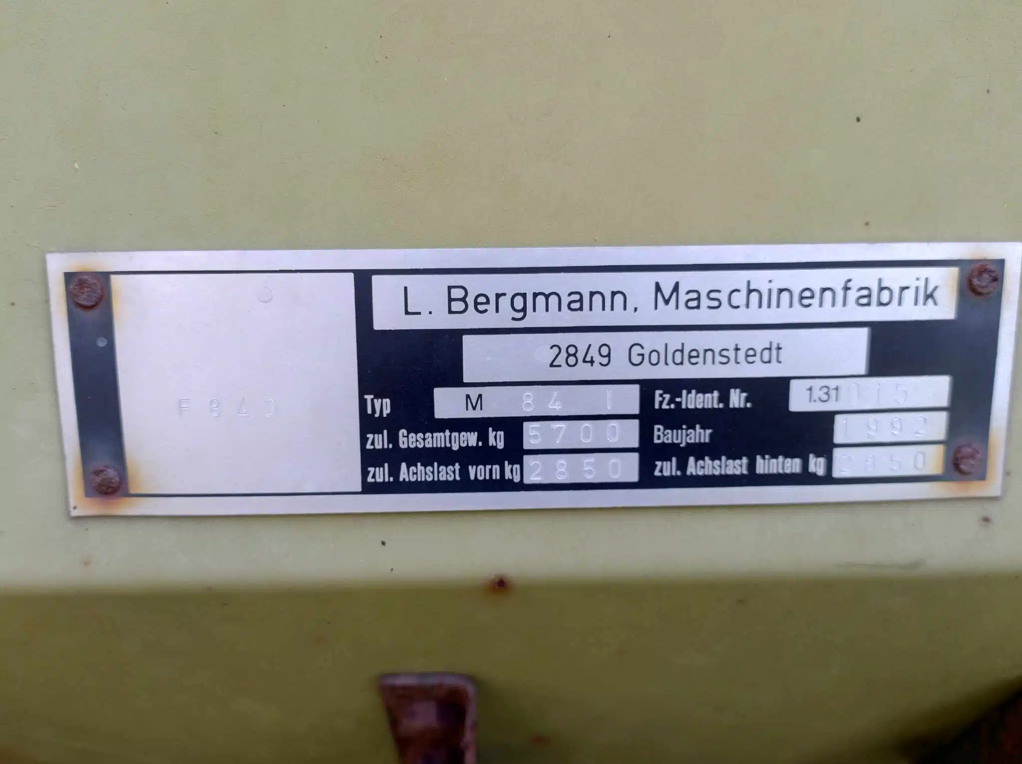 Rozrzutnik obornika Bergman strautmann unia jolmet joskin