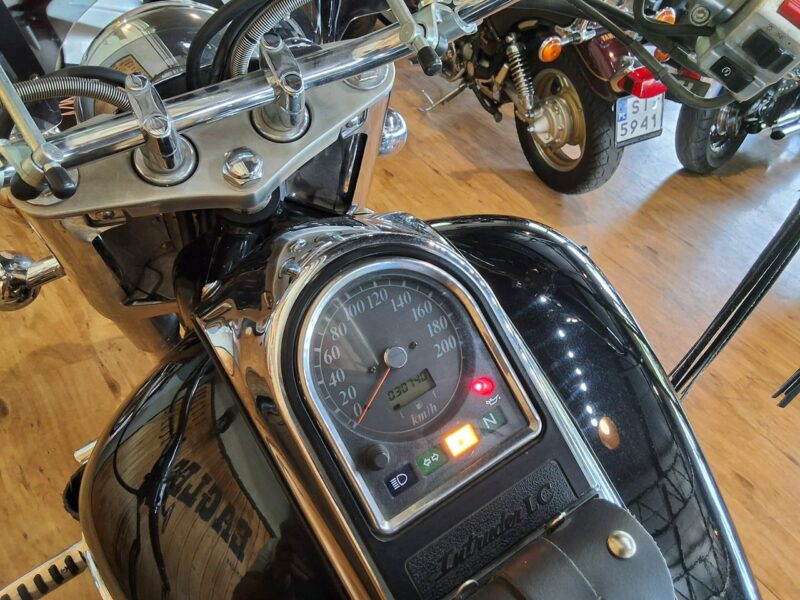 Suzuki VL 1500 Intruder LC wersja z dużym silnikiem BARDZO ZADBANY vl 1500 lc COBRA