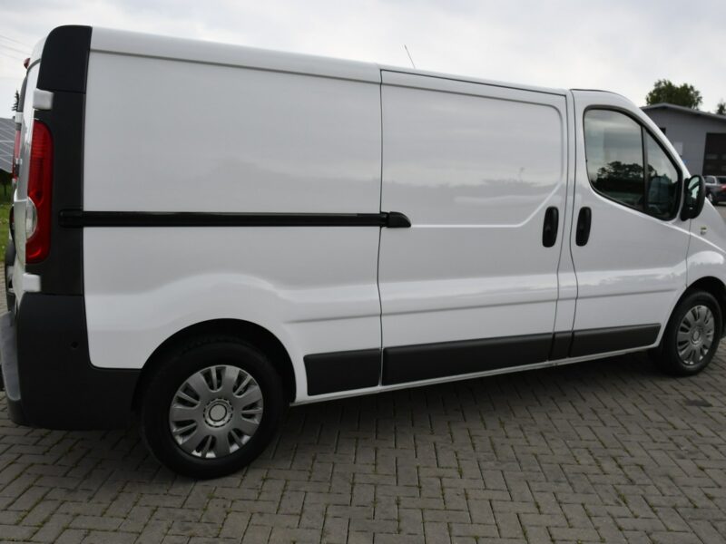 Renault Trafic 2,0dci DUDKI11 Serwis,Klima,Long,Hak,kredyt,GWARANCJA