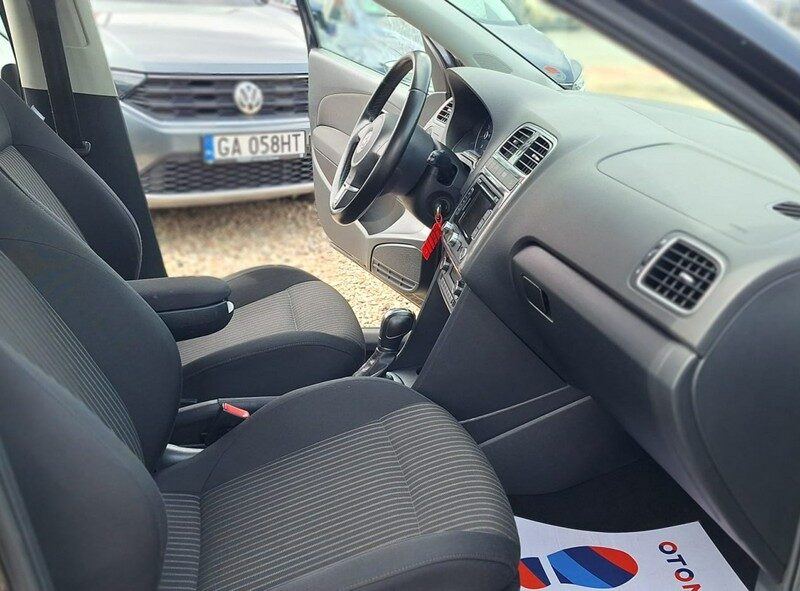 Volkswagen Polo AUTOMAT climatronic super stan 1.4 MPI navi V (2009-2017)