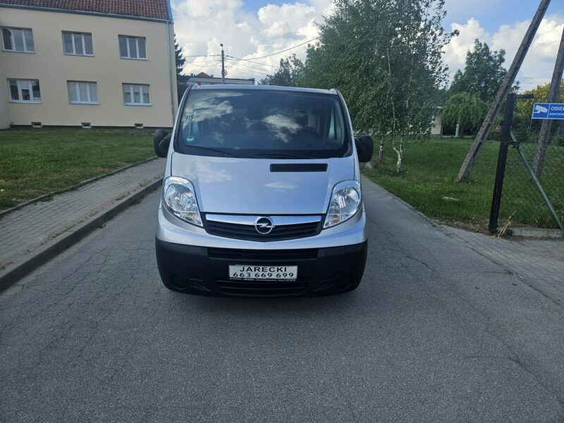 Opel Vivaro Opłacony Zdrowy Zadbany Serwisowany Long Gotowy do Pracy