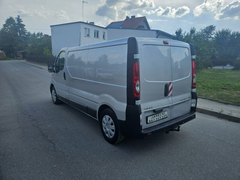 Opel Vivaro Opłacony Zdrowy Zadbany Serwisowany Long Gotowy do Pracy