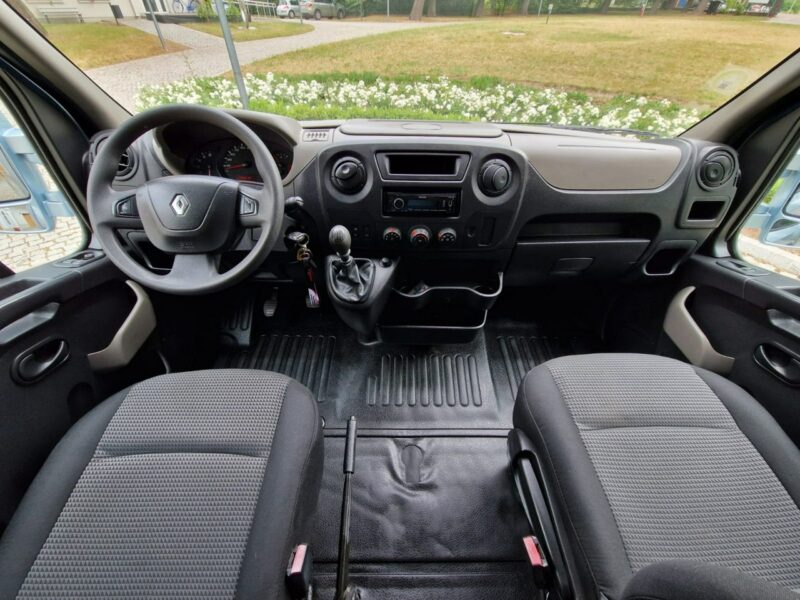 Renault Master Koniowóz, 4 Miejsca, Zabudowa Ogierowa. Kam.Cof.Hak. Na 2 konie.Szyber