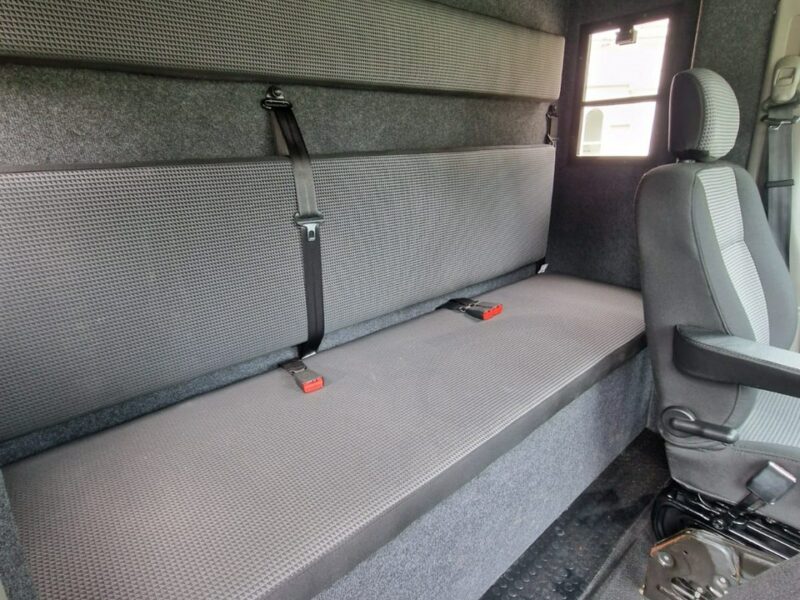 Renault Master Koniowóz, 4 Miejsca, Zabudowa Ogierowa. Kam.Cof.Hak. Na 2 konie.Szyber