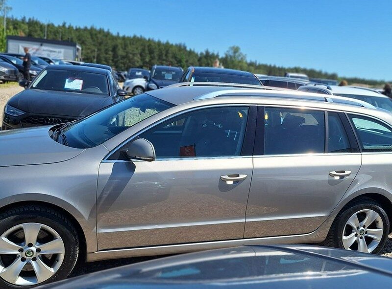 Škoda Superb automat malutki przebieg II (2008-2015)