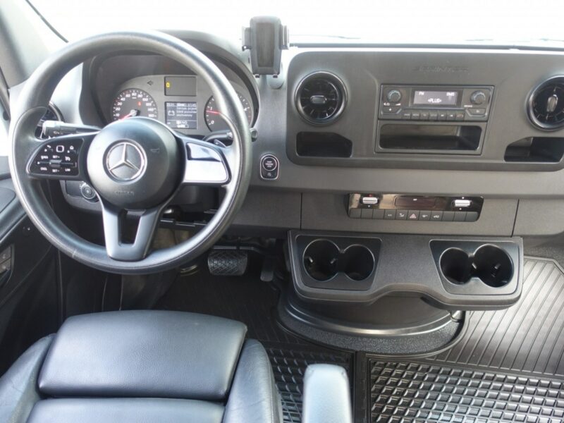 Mercedes Sprinter Fv 23%/ Automat L1H3/ 100% Serwis / Specjalistyczna Zabudowa /Śliczny