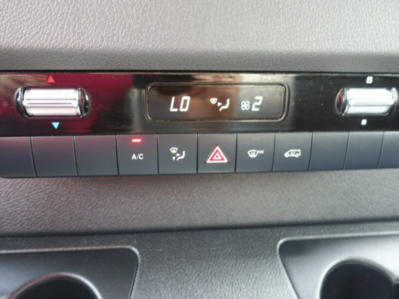 Mercedes Sprinter Fv 23%/ Automat L1H3/ 100% Serwis / Specjalistyczna Zabudowa /Śliczny