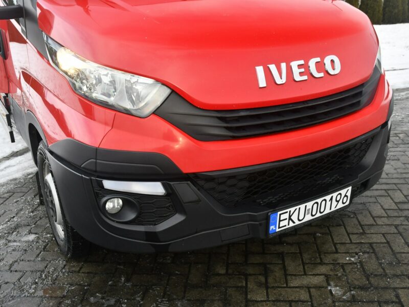 Iveco Daily 35S18 3,0D Salon Polska, Autolaweta, Pneumatyka, Hak.Wciągarka.Kamera
