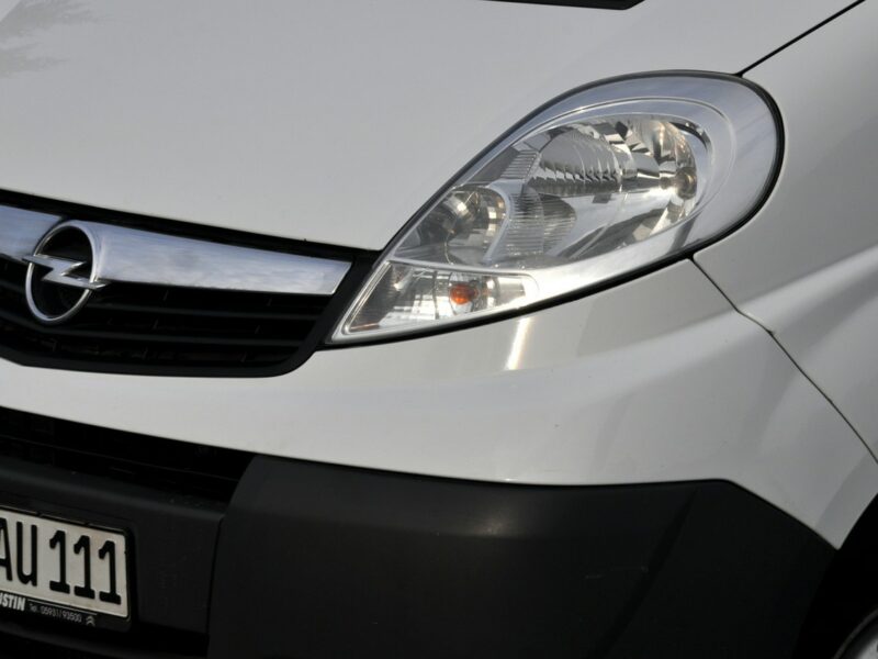 Opel Vivaro 2.5CDTI(145KM)*Klimatyzacja*Hak*I Właściciel*Serwisowany*z Niemiec