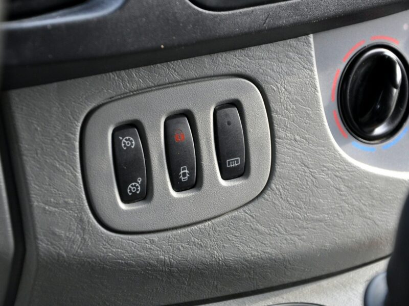 Opel Vivaro 2.5CDTI(145KM)*Klimatyzacja*Hak*I Właściciel*Serwisowany*z Niemiec