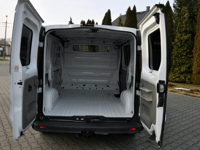 Opel Vivaro 2.5CDTI(145KM)*Klimatyzacja*Hak*I Właściciel*Serwisowany*z Niemiec