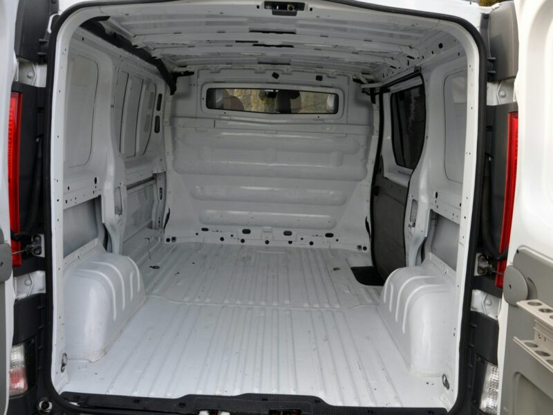 Opel Vivaro 2.5CDTI(145KM)*Klimatyzacja*Hak*I Właściciel*Serwisowany*z Niemiec