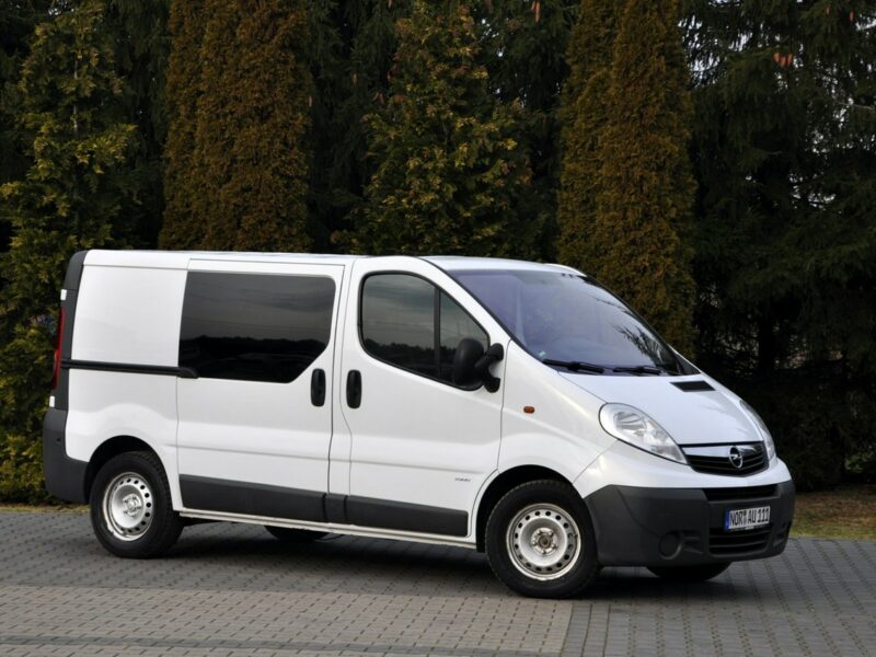 Opel Vivaro 2.5CDTI(145KM)*Klimatyzacja*Hak*I Właściciel*Serwisowany*z Niemiec