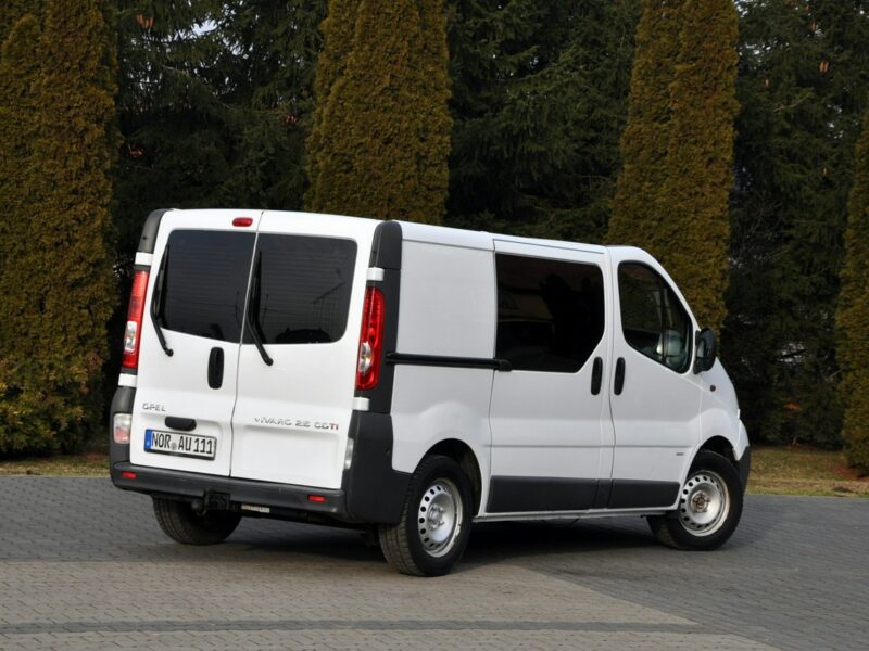 Opel Vivaro 2.5CDTI(145KM)*Klimatyzacja*Hak*I Właściciel*Serwisowany*z Niemiec
