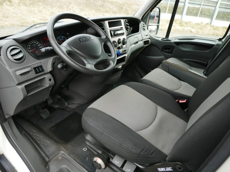 Iveco 35C 35C11 2.3HPI 106KM [Eu5] Kontener Bliźniak +Winda -VAT 23% -Brutto