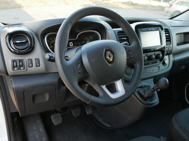 Renault Trafic III 1.6 dCi 120KM [Eu6] L1H1 -Klima -Navi -Po wielu wymianach ekspl.