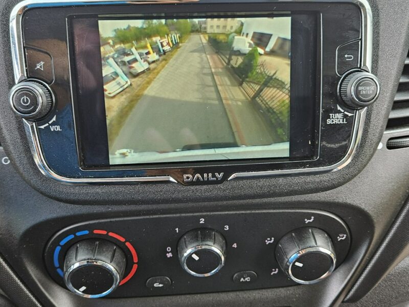 Iveco Daily 35S18 Opłacony Zadbany Bogato Wyposażony 1 Wł Po Serwisie Gotowy Do Pracy