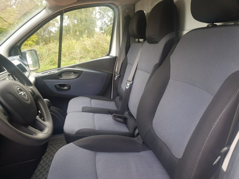 Opel Vivaro krajowy *jeden właściciel *