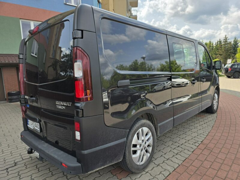 Renault Trafic 2017r LONG Furgon Brygadówka 6osobowy