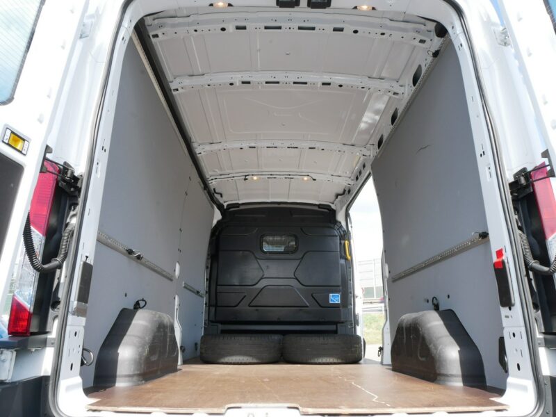Ford Transit 2.0 TDCi 130KM L2H2 [Eu6] -VAT 23% Brutto +Koła zima -Zobacz