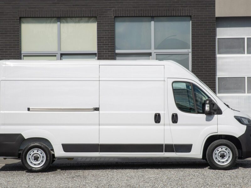 Fiat Ducato 2.3 L2H2 *ŚREDNI* Professional