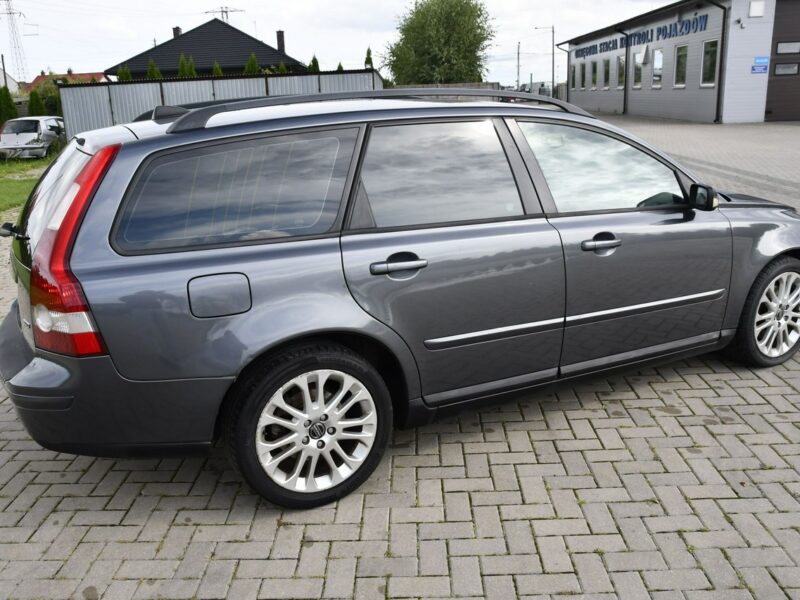 Volvo V50 2,0hdi DUDKI11 Skóry,Klimatronic,Podg.Fotele.Xenon,Tempomat.OKAZJA I (2004-2007)
