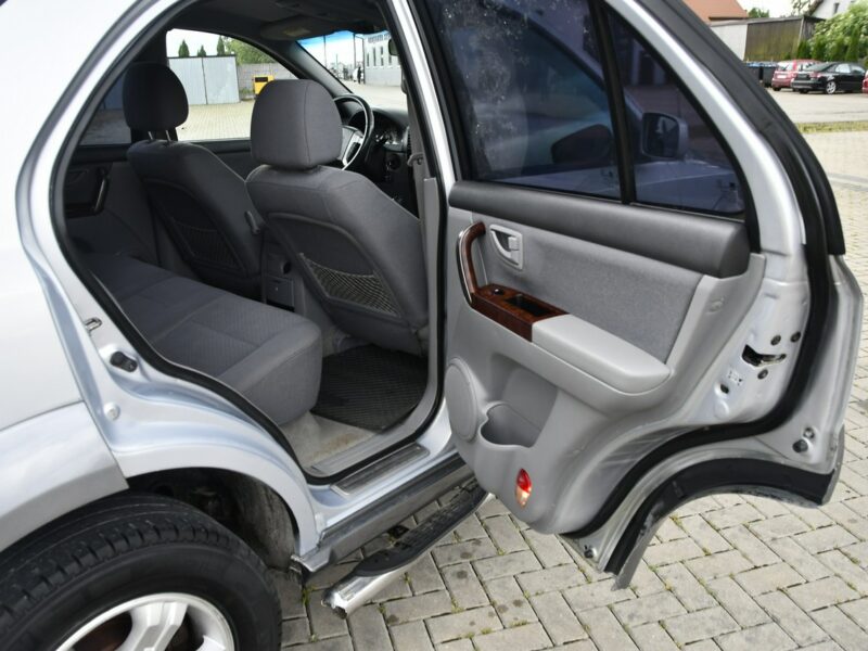 Kia Sorento 2,4b DUDKI11 4X4,Hak,Tempomat,Klimatronic,kredyt.OKAZJA I (2002-2009)