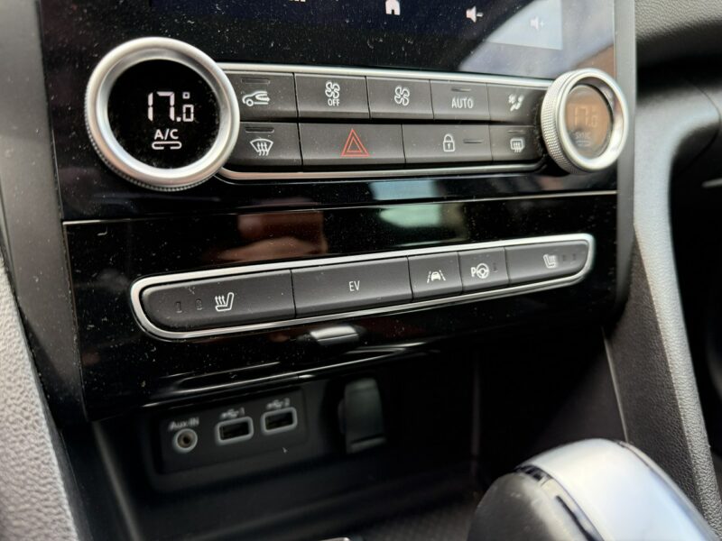 Renault Megane E-Tech*RS*LINE*Full*LED*NAvi*Kamera*Plug*In*Hybrid*Asystenci*Full*Opcj IV (2016-)