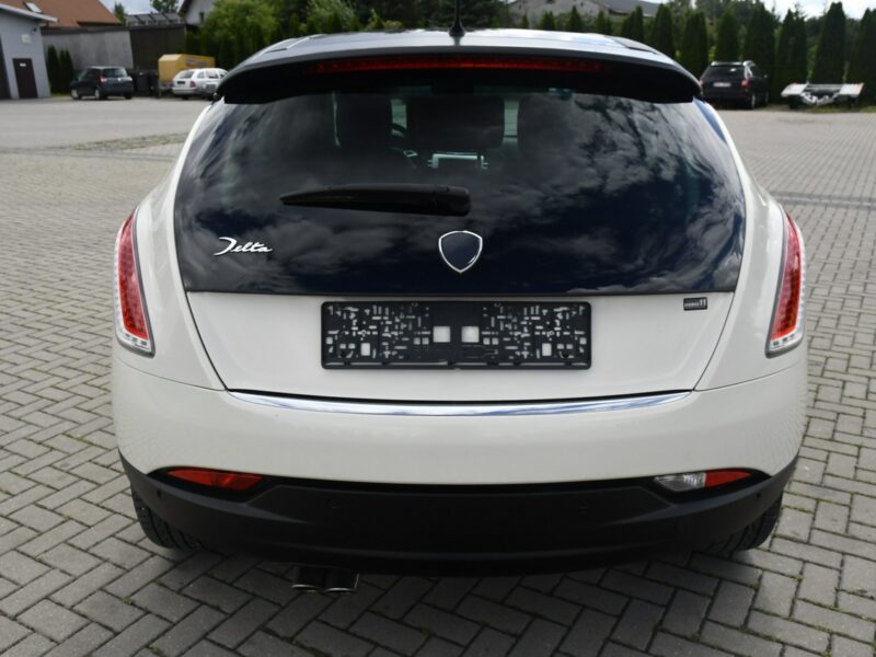 Lancia Delta 1,4B Turbo DUDKI11 Ledy,Pół-Skóry,Szyberdach x2, Serwis,Klimatronic III (2008-)