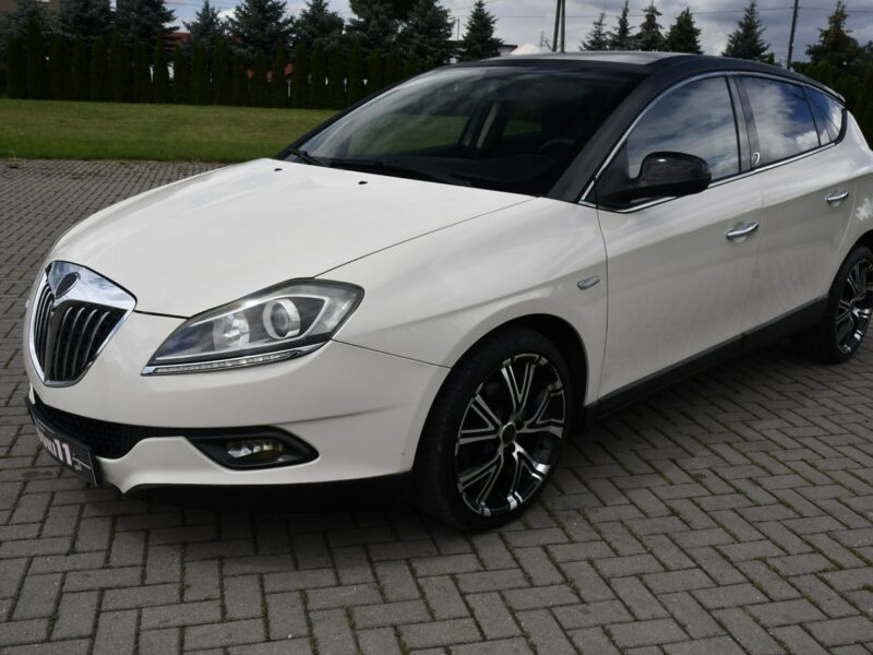 Lancia Delta 1,4B Turbo DUDKI11 Ledy,Pół-Skóry,Szyberdach x2, Serwis,Klimatronic III (2008-)