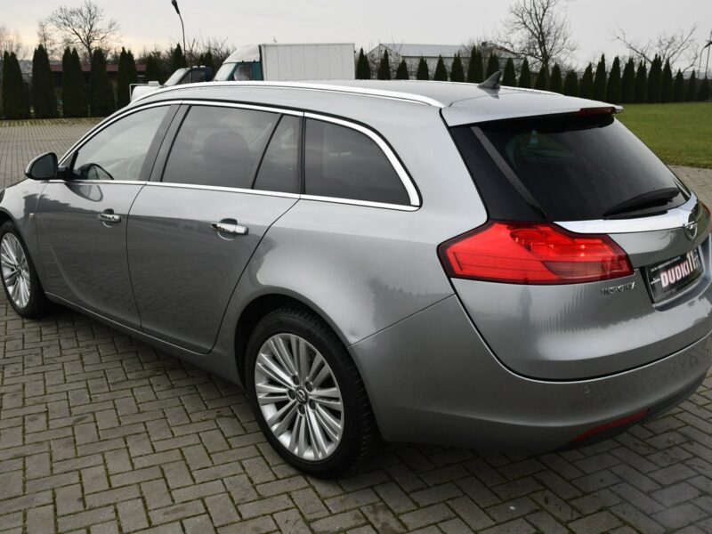 Opel Insignia 2,0d DUDKI11 Navi,Pół-Skóry,Serwis,Klimatronic,kredyt.GWARANCJA A (2008-2017)