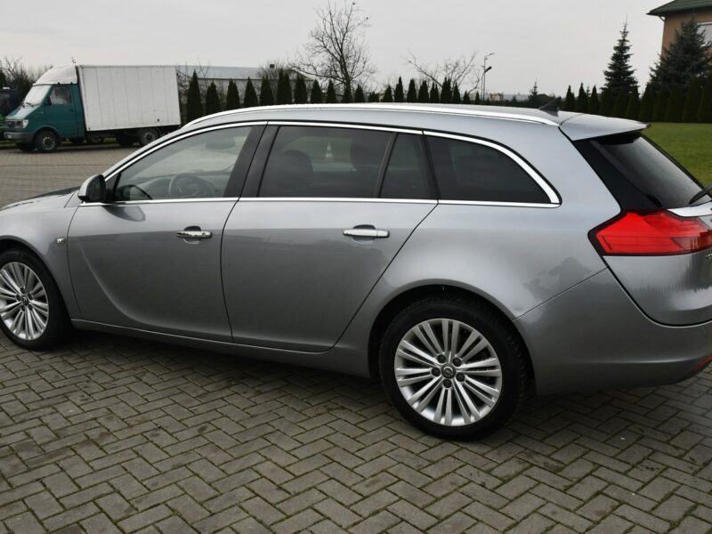 Opel Insignia 2,0d DUDKI11 Navi,Pół-Skóry,Serwis,Klimatronic,kredyt.GWARANCJA A (2008-2017)