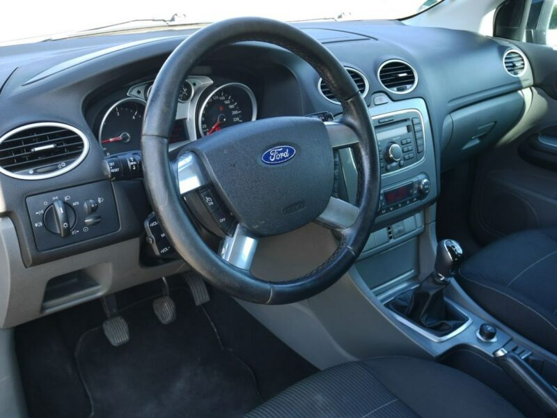 Ford Focus FL 1.8 TDCi 116KM Hatchback -Zobacz Mk2 (2004-2011)