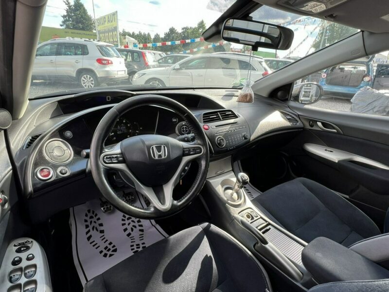 Honda Civic 1.8 Benzyna * Super Stan * Welur * Mozliwa Zamiana * 2X Koła VIII (2006-2011)