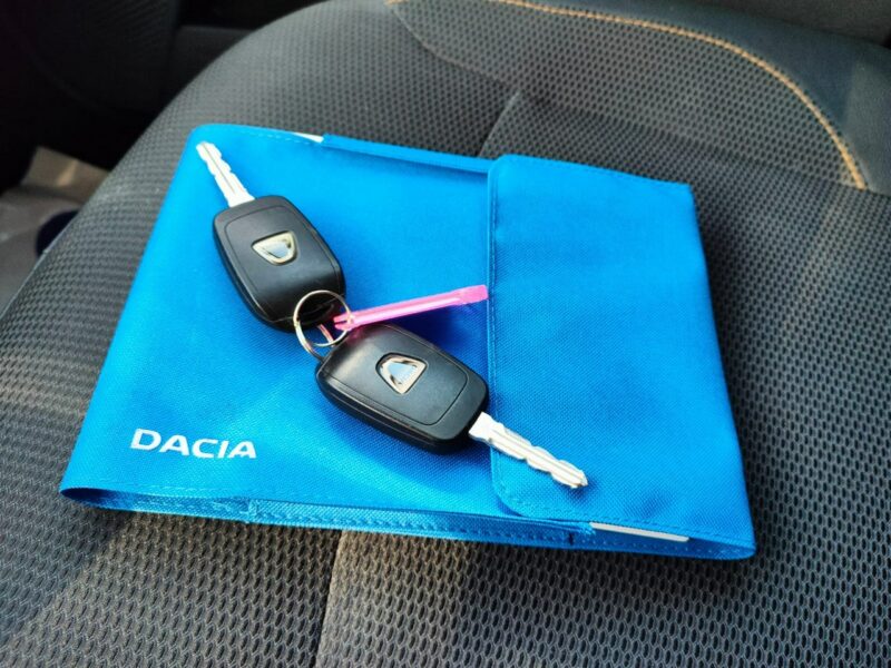Dacia Lodgy Najbogatsza wersja Skóra Navi