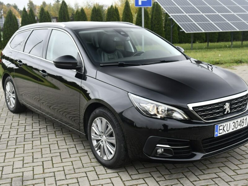 Peugeot 308 SW 1,2Turbo Navi,Kam.Cofania,Skóry,Tempomat,kredyt.GWARANCJA III (2013-)