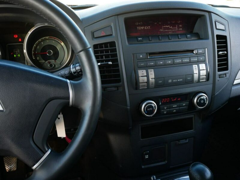 Mitsubishi Pajero 3.2DI-D 200KM 4x4 AWD Super Select -7 Osób VAT 23% Brutto -4WD -Euro 5 IV (2007-)