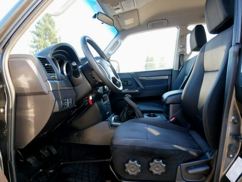 Mitsubishi Pajero 3.2DI-D 200KM 4x4 AWD Super Select -7 Osób VAT 23% Brutto -4WD -Euro 5 IV (2007-)