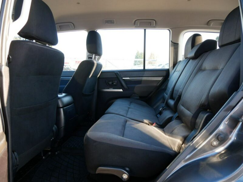 Mitsubishi Pajero 3.2DI-D 200KM 4x4 AWD Super Select -7 Osób VAT 23% Brutto -4WD -Euro 5 IV (2007-)