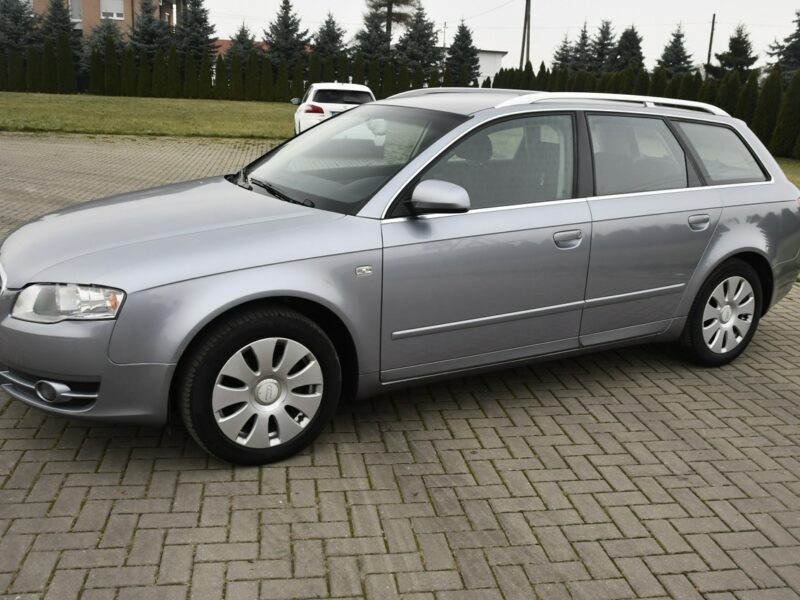 Audi A4 2,0b DUDKI11 Serwis,Klimatronic 2 str.Hak,Navi,kredyt.GWARANCJA B7 (2004-2007)