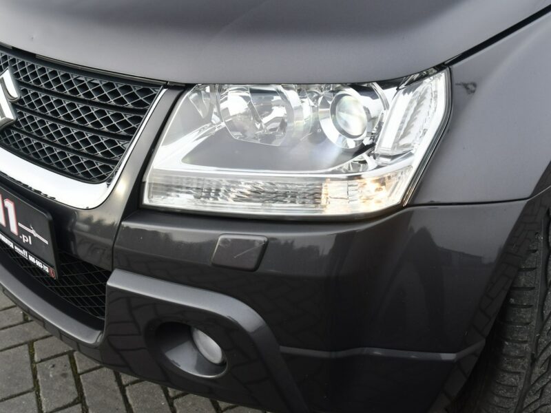 Suzuki Grand Vitara 2,4B DUDKI11 Automat,Hands-Free,4x4,Xenony,Szyberdach,El.szyby.kredyt. II (2005-2015)