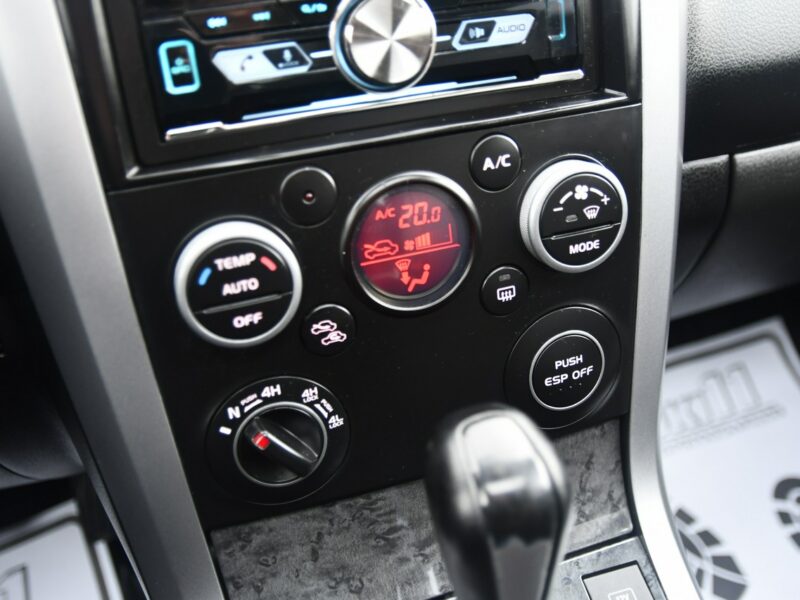 Suzuki Grand Vitara 2,4B DUDKI11 Automat,Hands-Free,4x4,Xenony,Szyberdach,El.szyby.kredyt. II (2005-2015)