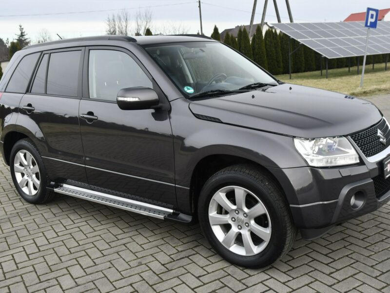 Suzuki Grand Vitara 2,4B DUDKI11 Automat,Hands-Free,4x4,Xenony,Szyberdach,El.szyby.kredyt. II (2005-2015)