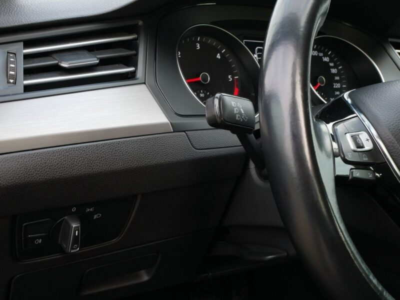 Volkswagen Passat 1.6TDI 120KM [Eu6W] Sedan -Navi -VAT 23% Brutto -Kraj -Zobacz B8 (2014-2023)