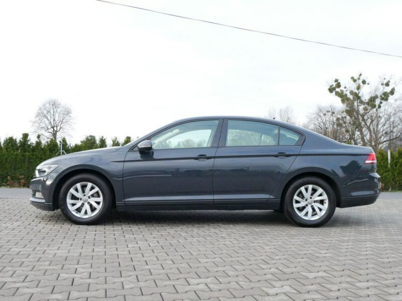 Volkswagen Passat 1.6TDI 120KM [Eu6W] Sedan -Navi -VAT 23% Brutto -Kraj -Zobacz B8 (2014-2023)