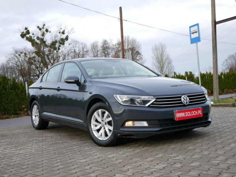 Volkswagen Passat 1.6TDI 120KM [Eu6W] Sedan -Navi -VAT 23% Brutto -Kraj -Zobacz B8 (2014-2023)