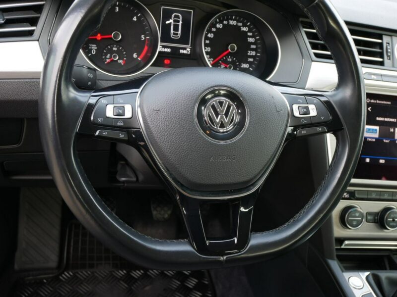 Volkswagen Passat 1.6TDI 120KM [Eu6W] Sedan -Navi -VAT 23% Brutto -Kraj -Zobacz B8 (2014-2023)